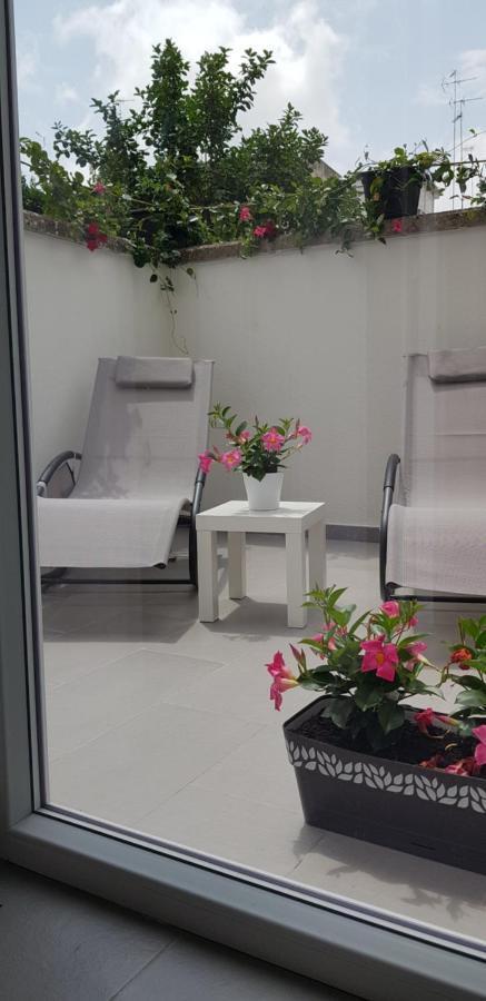 Il Cortile Segreto - Con Parcheggio Privato Apartment Lecce Ngoại thất bức ảnh