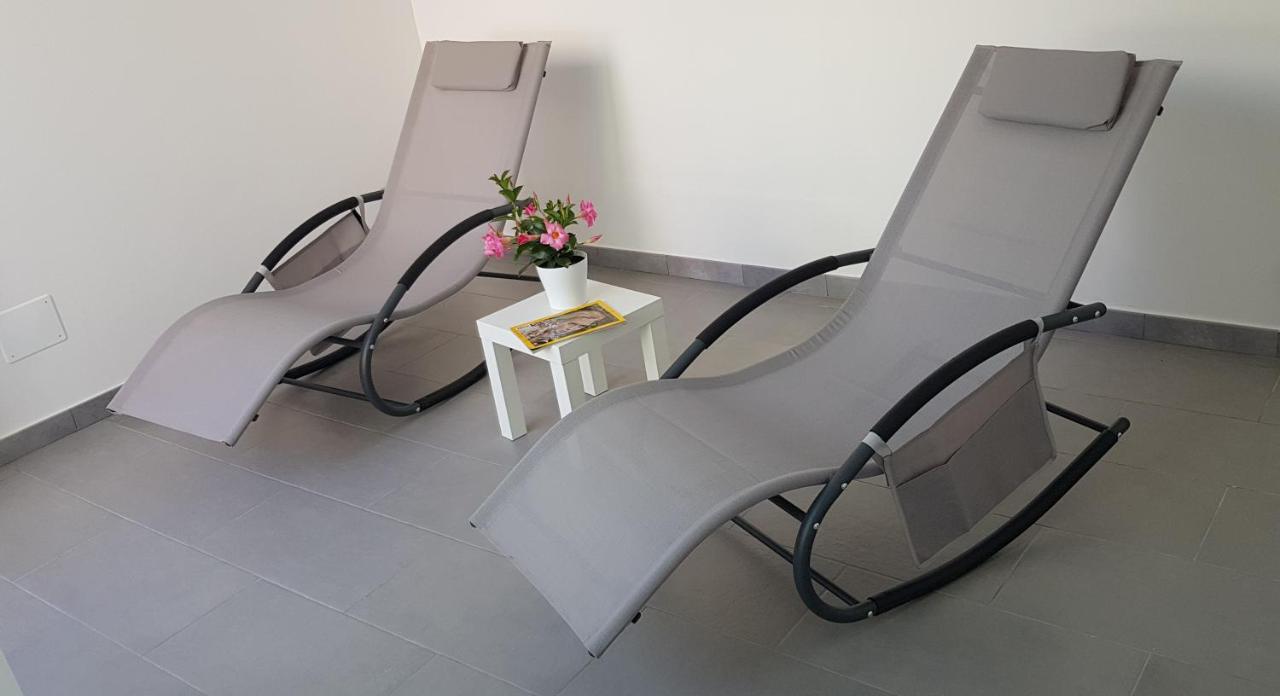 Il Cortile Segreto - Con Parcheggio Privato Apartment Lecce Ngoại thất bức ảnh